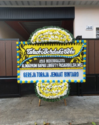 Papan Bunga Duka di Seuat Jaya